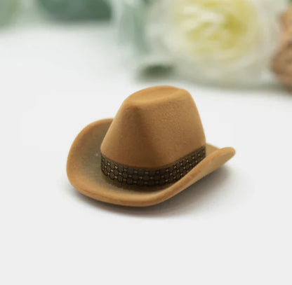 🎁 Silver Haven's Cowboy Hat Necklace Box (100% off)